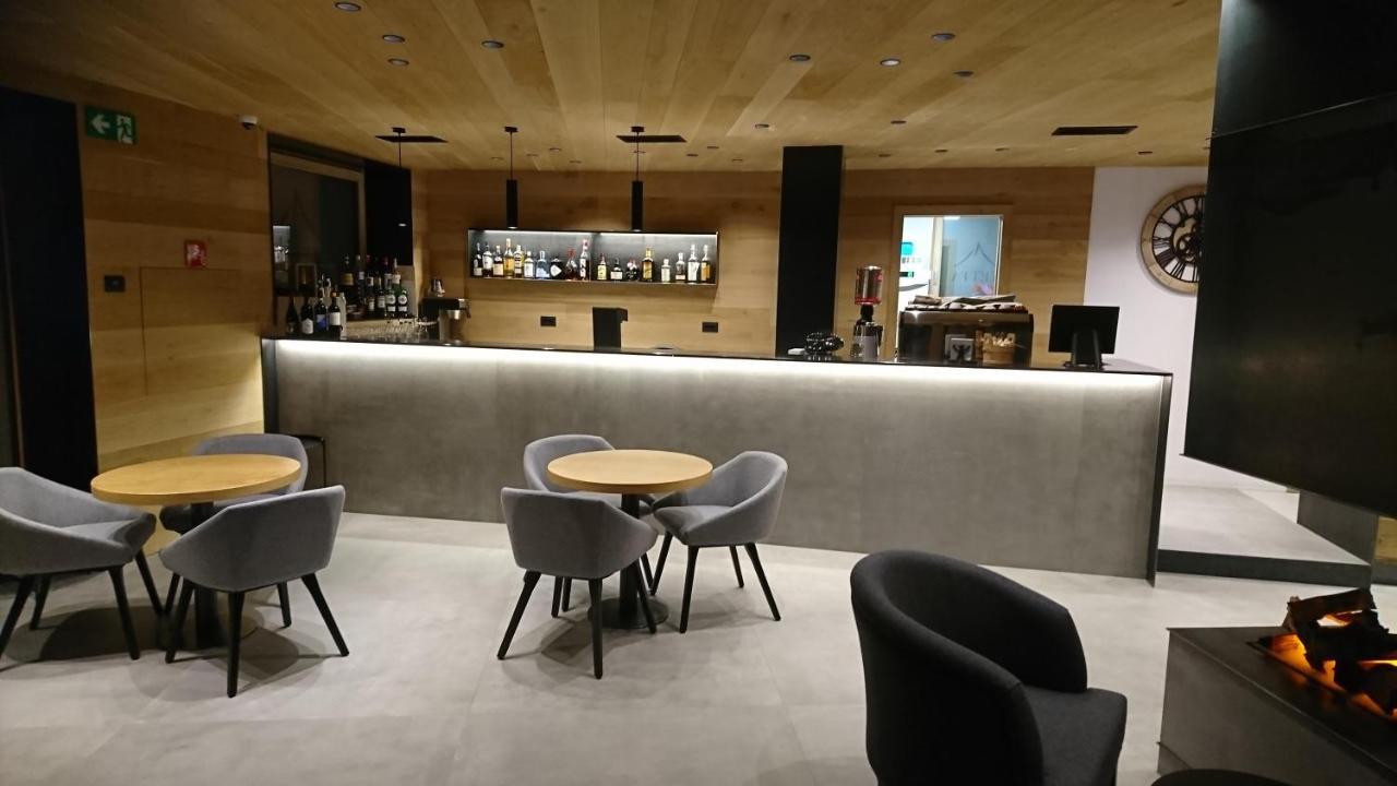 Vetta Alpine Relax Hotel Livigno Bagian luar foto