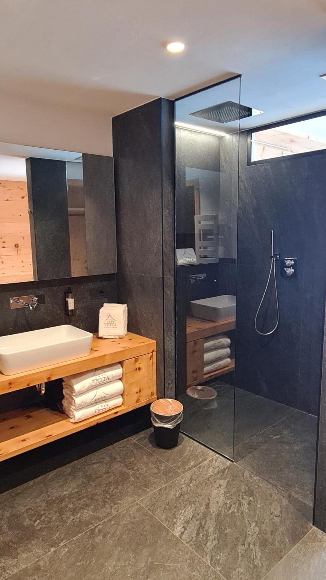 Vetta Alpine Relax Hotel Livigno Bagian luar foto